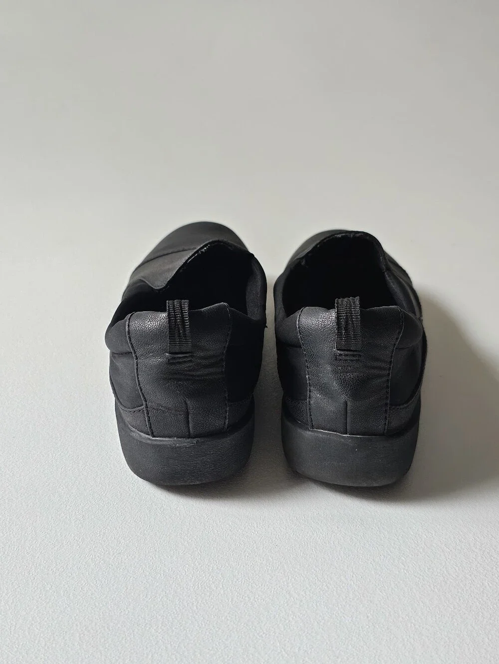 Clarks Cloudsteppers Sillian Paz Black Slip-On Flats Women's US 6.5 M Cushion